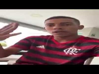 O mc poze é o kakashi