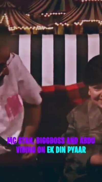 Aur hate karo😂🔥