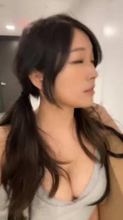 hyoon 🤗 (Slow Motion)