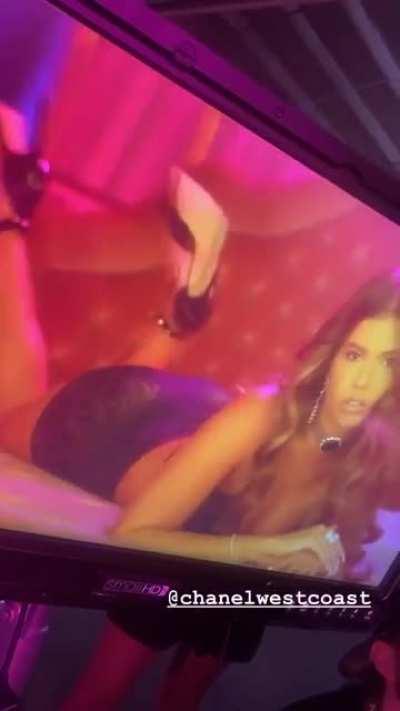 Lil Cake 💦💦💦🍩