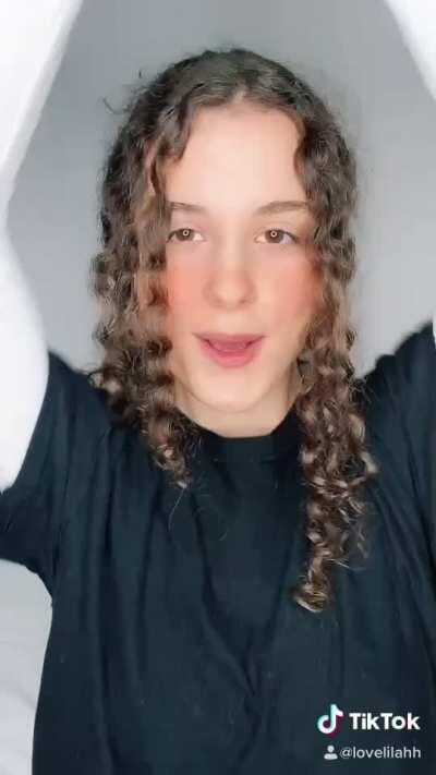 HOLLY SHIT (🔥👇FREE LINK MEGA IN THE COMMENTS👇🔥)