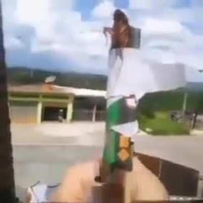 NUCA MAIS ENTRE NA CASA DO VLADMIR