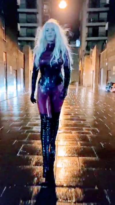 I'm Lulu, I'm a 40yrsold married teacher.. still fuckable?