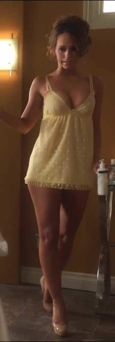 Jennifer Love Hewitt - Client List 1 of 2 - Looped, Cropped, Brightened, Slowed, Dain'd and AI'd