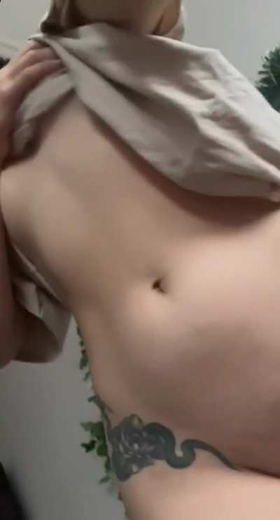 You're prepared to fall hard for this moment twerk 