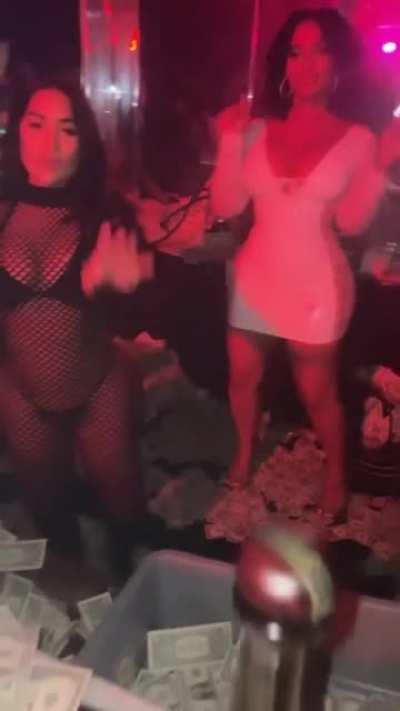 [Story] 24-10-21 🔥🍑😈