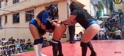 Starfire Wedgie and spank