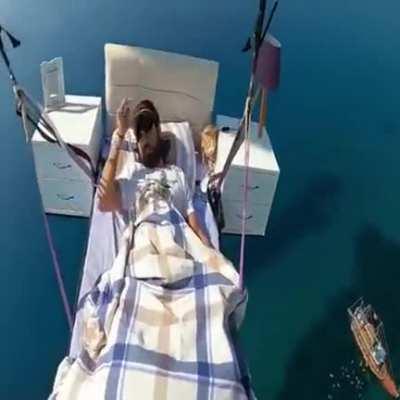 Flying bed, feeling great.