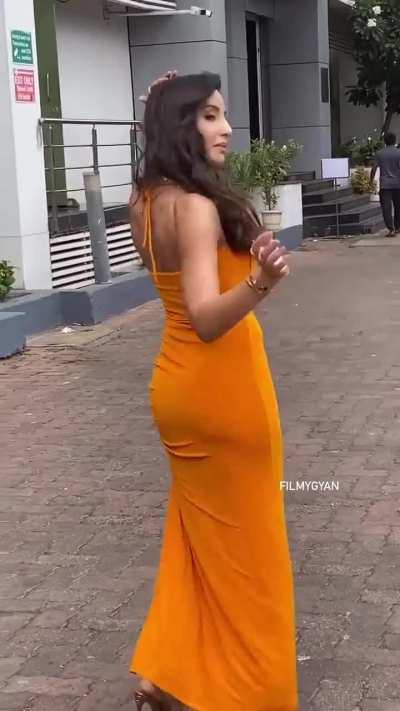 Nora in orange 🍊 😍 | 2024