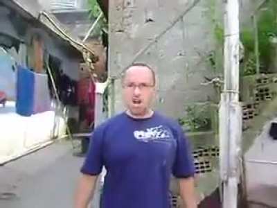 man who sounds like rooster 🐔