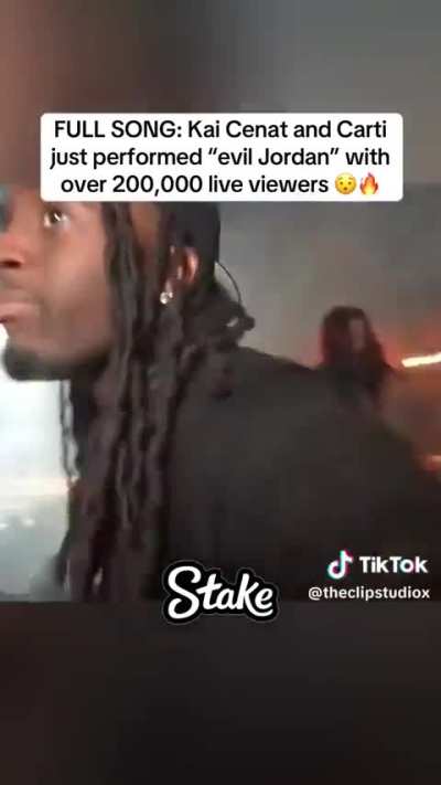 Playboi Carti and Kai Cenat just performed Evil Jordan with over 200,000 live viewers at Rolling Loud
