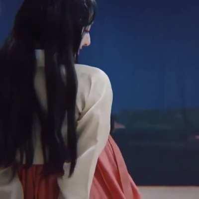 2000905 Yuna in Hanbok