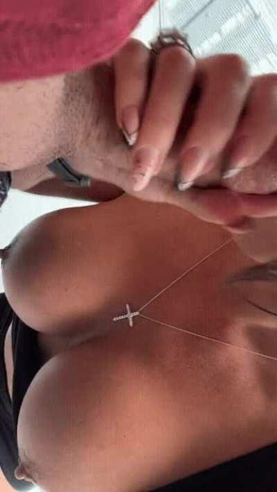 My husband decided to go Gamble so now I'm on our Vegas balcony sending him a video of what he's missing with this guy