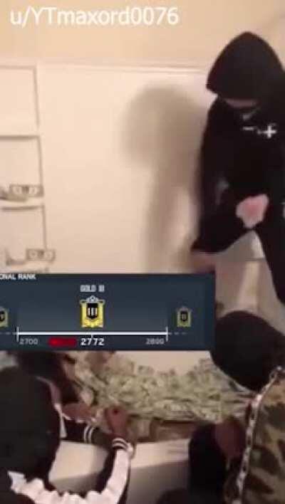 rainbow six siege in a nutshell
