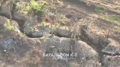 Ukrainian defender single-handedly repel six Russian soldiers assaulting his trench, Donetsk [FULL VIDEO]