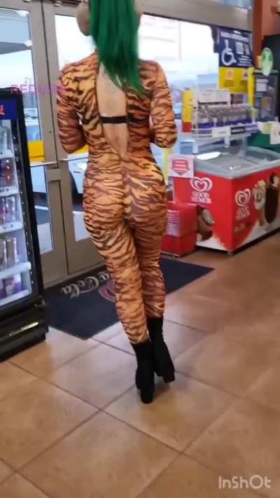 Its 2025, buttplugs are a mainstream accessory by now...