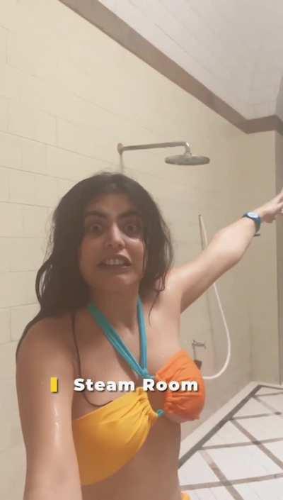 Shenaz UnderBoobs 😍😍😍