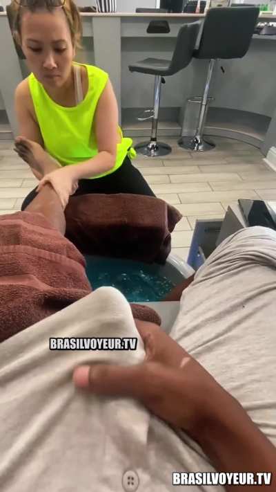 Bbc flashing at a pedicure spa pt 1