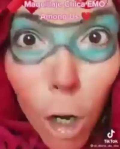 Maquillaje chica EMO AMONG U ESE... SUS