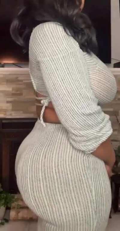 I absolutely love this woman ⛈ 007