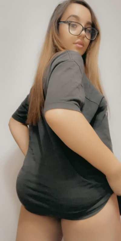 I think my ass should make u stop scrolling