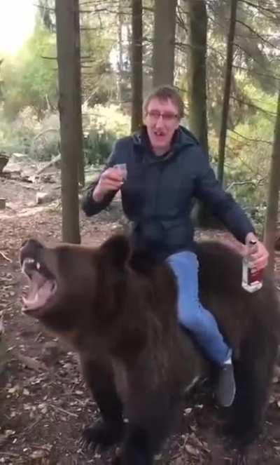 Ya se la saben suelten la lana o les suelto al peludo. !atraco !asalto