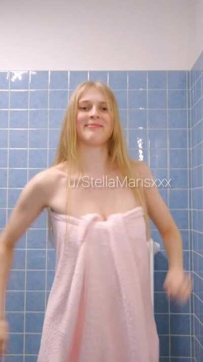 my first towel drop was a fail...but it doesn't fail to make you smile 😊