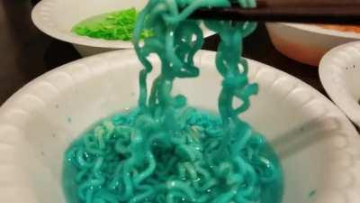 Haachama Cooking Tribute: Refreshing Rainbow Ramen!