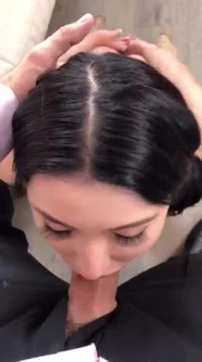 Adria Rae can use her mouth very well