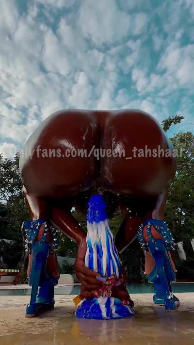 Made myself cum so hard just from bouncing on it😩