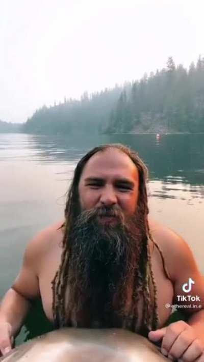 This guy is great, lmao