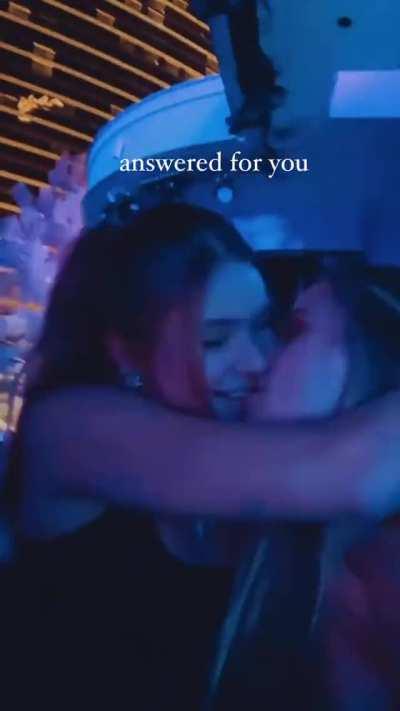 Josie Canseco and Scarlett Leithold