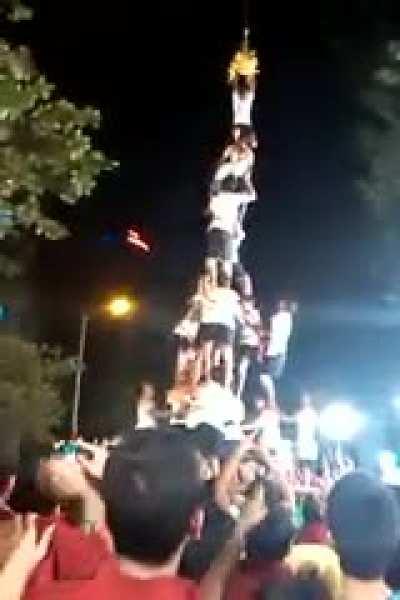 Caught in a rather unfortunate situation 