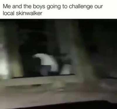 Electronic / dark synthwave (?) with high notes but also some heavy base