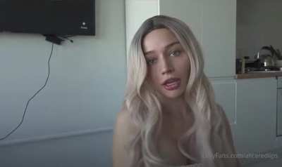 Alice Redlips invisibile toothbrush 