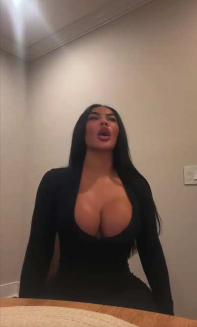 I'll fuck the mess outta Kitty💦💦💦