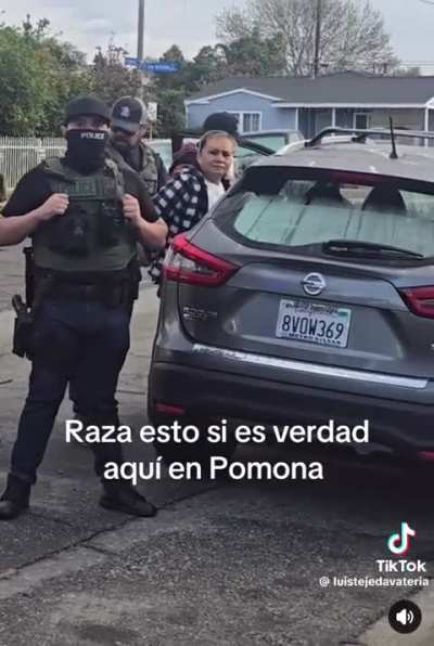 Cara de nopal Border patrol / ice agents confronted by awesome woman