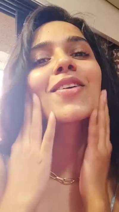 Hot Tease ..💃🏻