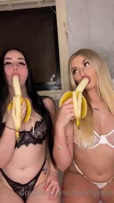 These to sucking on two bananas this only work if they were both sucking on 1 dildo or 1 guys cock like mriconic.officialx.og if they did that with him I want to see a huge load on there face & licking it all off each other like true onlyfans pornstar