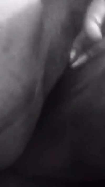 Milf Rubbing Her Pussy 🐱💦😈