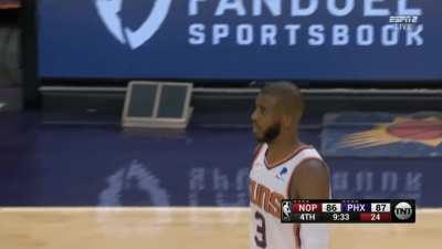 [Highlight] McGee and Paul connect again for another and-1 slam