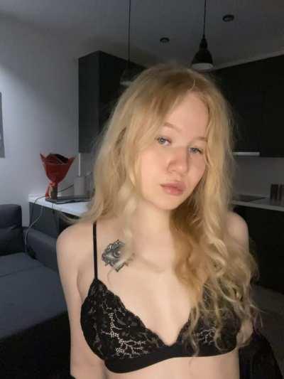 Imagine you saw me like this in your elevator, what would you do