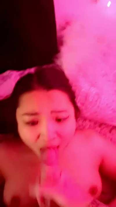 Love when he shoots it all over my face and tongue