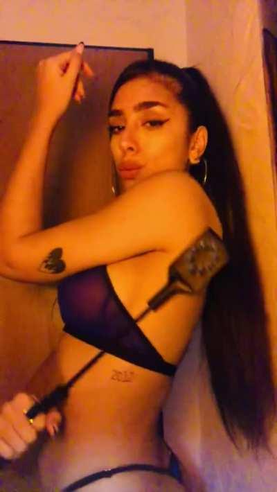 Mommy is ready to play. I want to destroy you 😈