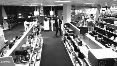 Spy goes at the TV store