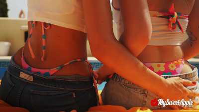 Lips so sweet you gotta watch your glycemic levels after watching this video