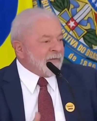 Acho que ele nunca apertou o bolinha 