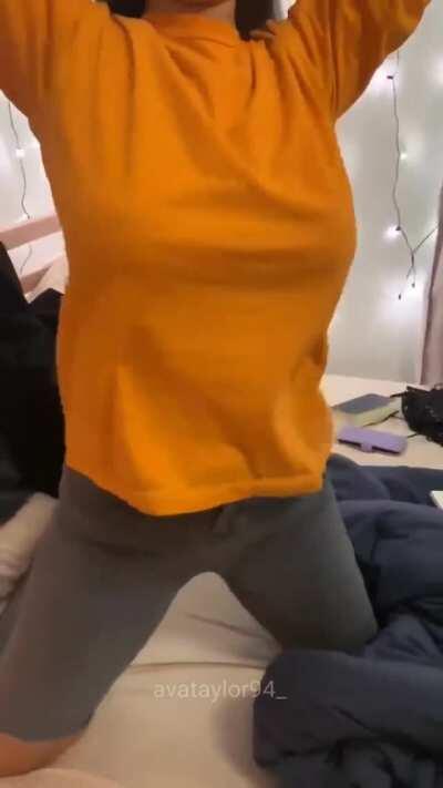 DO U LIKE IT ? (Check Comments for her 10GB Nov20 Updated👇👇)