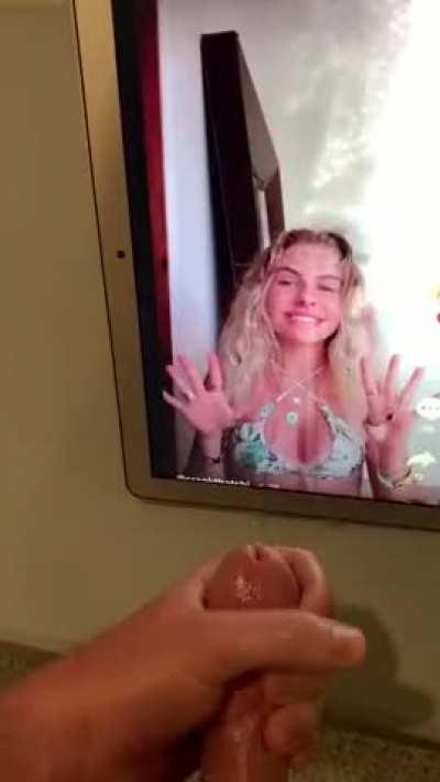 [reddit] Tribute explosion