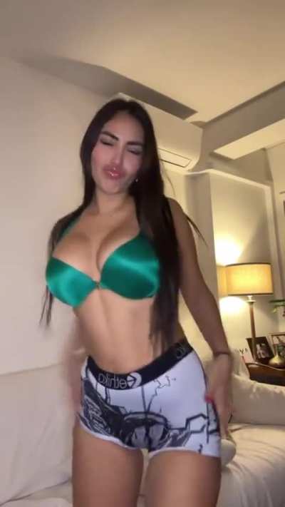 Excuse me! Have you seen my boyfriend? Haha🤭